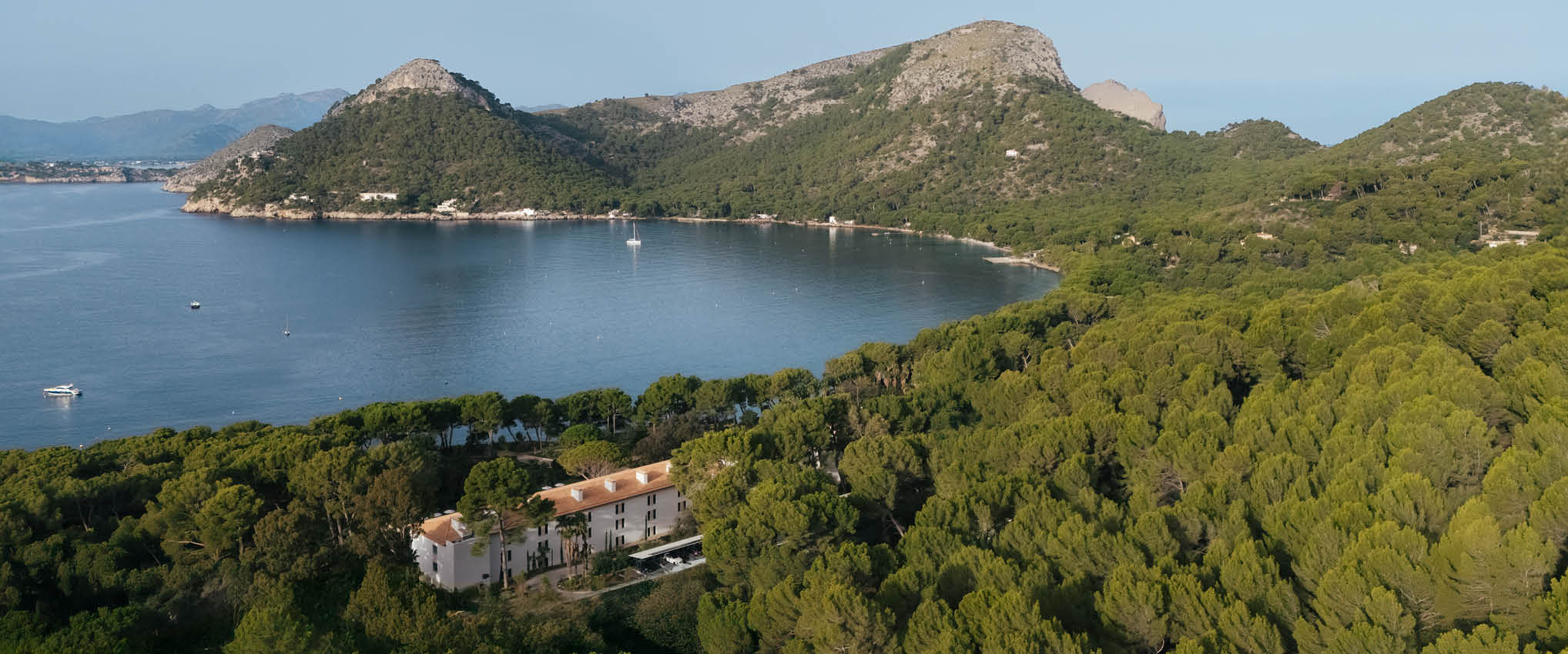 Four Seasons Resort Mallorca at Formentor Welcomes First Guest